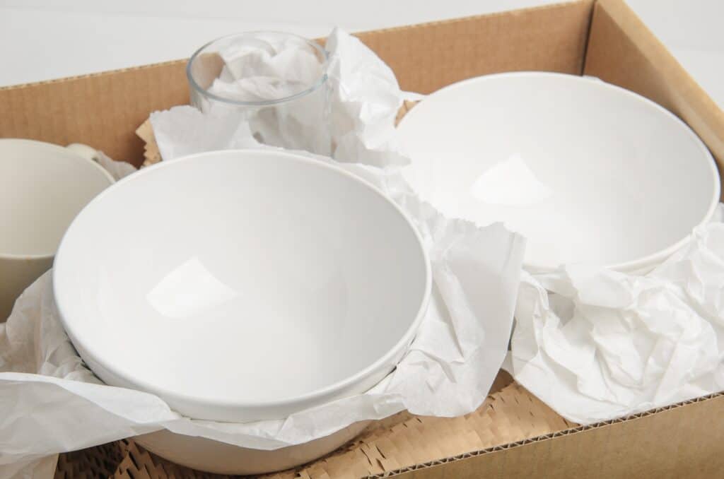 How to Pack Dishes for Moving: Protect Your Fragile Items 